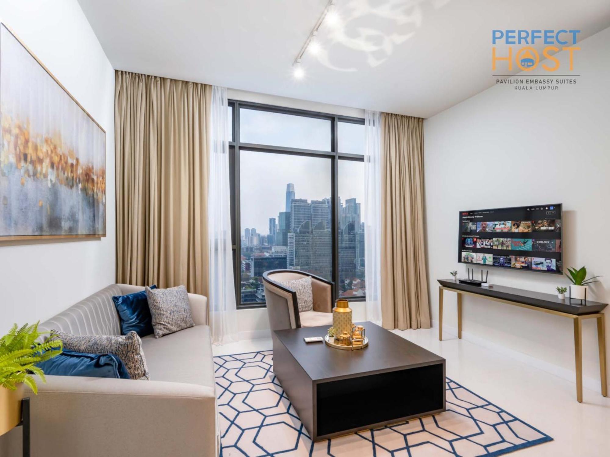 Pavilion Embassy Suites Kl By Perfect Host Kuala Lumpur Room photo