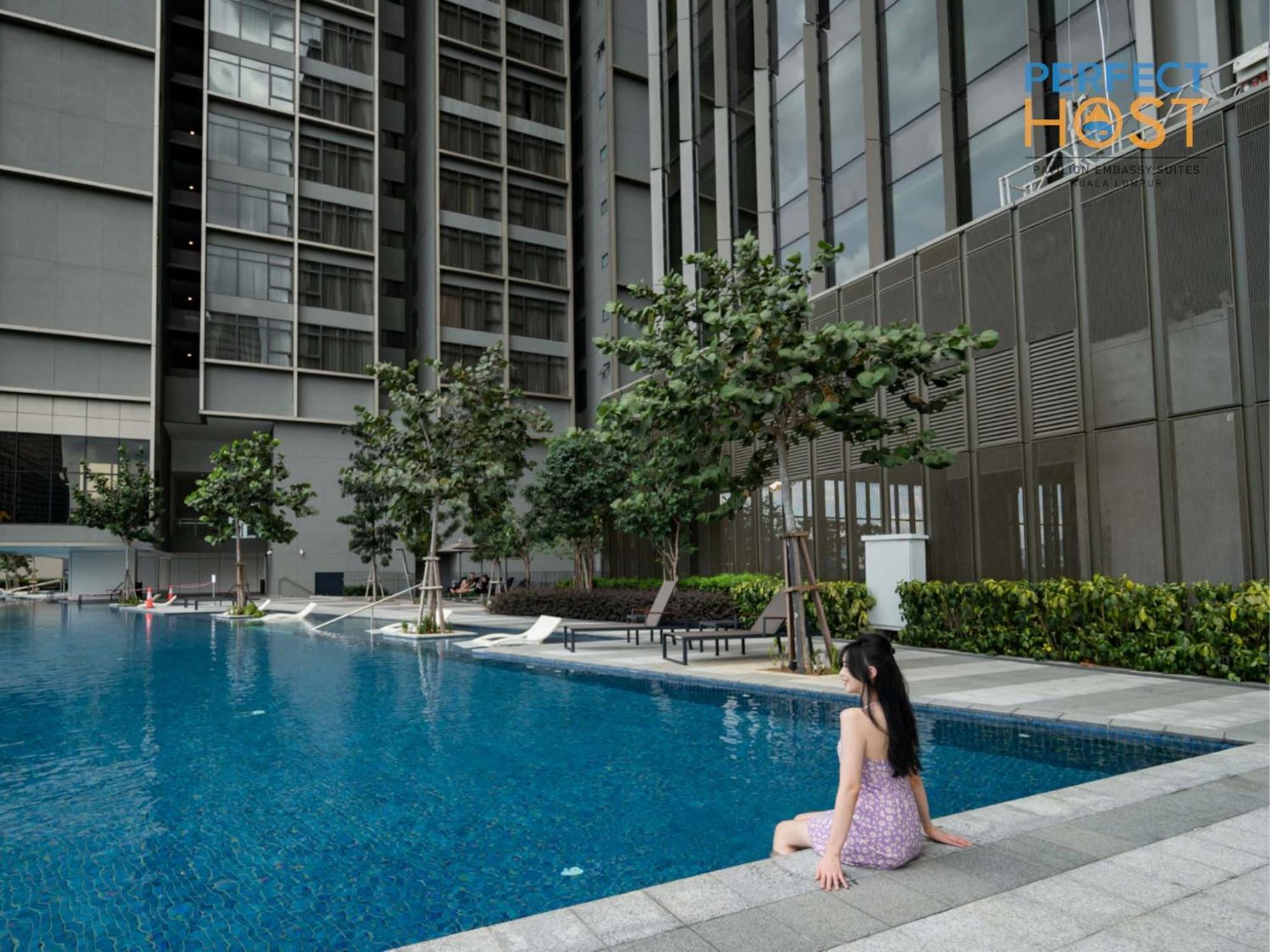 Pavilion Embassy Suites Kl By Perfect Host Kuala Lumpur Exterior photo